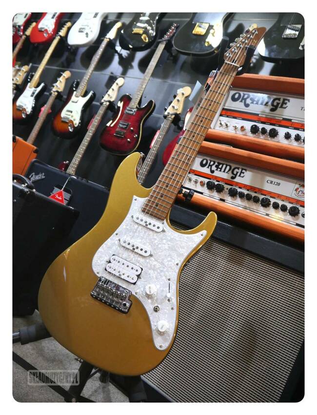 Ibanez AZ2204-GD Prestige 0 Ibanez AZ2204-GD Prestige 0