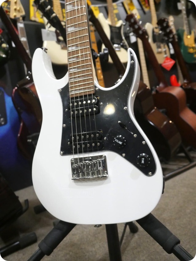 Ibanez GRGM21-WH | Gitara elektryczna 3/44 Ibanez GRGM21-WH | Gitara elektryczna 3/44