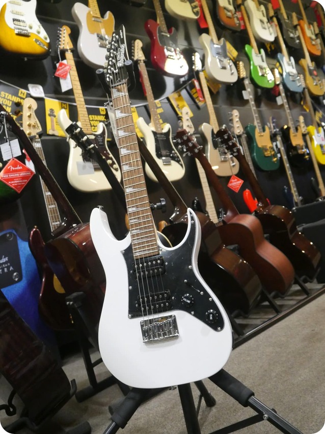 Ibanez GRGM21-WH | Gitara elektryczna 3/43 Ibanez GRGM21-WH | Gitara elektryczna 3/43