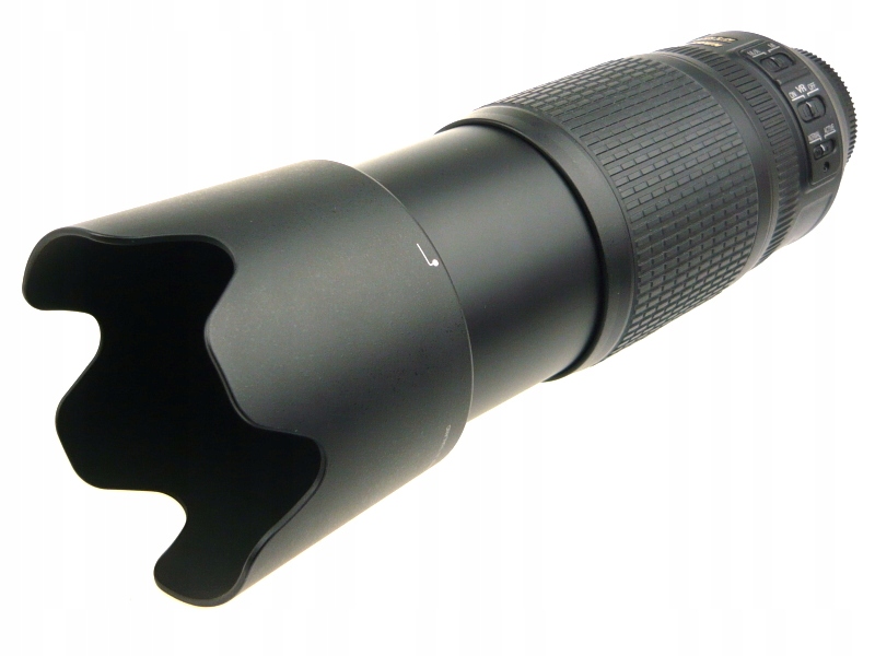 NIKKOR AF-S 70-300/4.5-5.6 G IF VR2 NIKKOR AF-S 70-300/4.5-5.6 G IF VR2