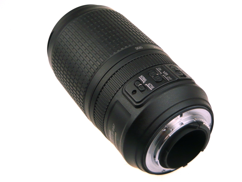 NIKKOR AF-S 70-300/4.5-5.6 G IF VR5 NIKKOR AF-S 70-300/4.5-5.6 G IF VR5