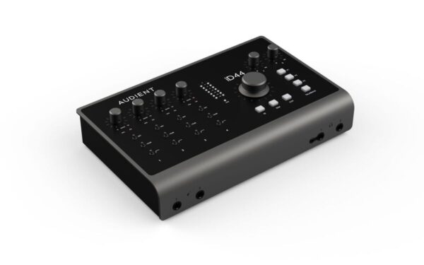 Audient iD44 MKII - interfejs audio USB 20 wejść/24 wyjścia