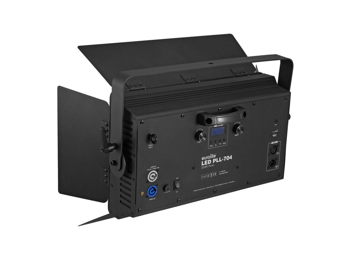 EUROLITE LED PLL-704 3200K Panel - Naświetlacz LED2 EUROLITE LED PLL-704 3200K Panel - Naświetlacz LED2