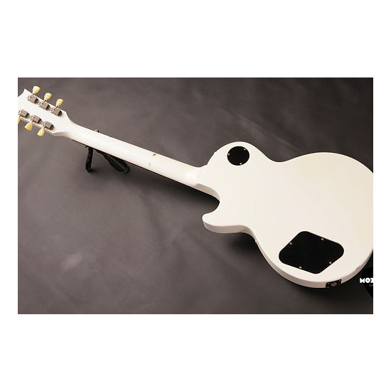 Gibson Les Paul Studio Alpine White 20122 Gibson Les Paul Studio Alpine White 20122