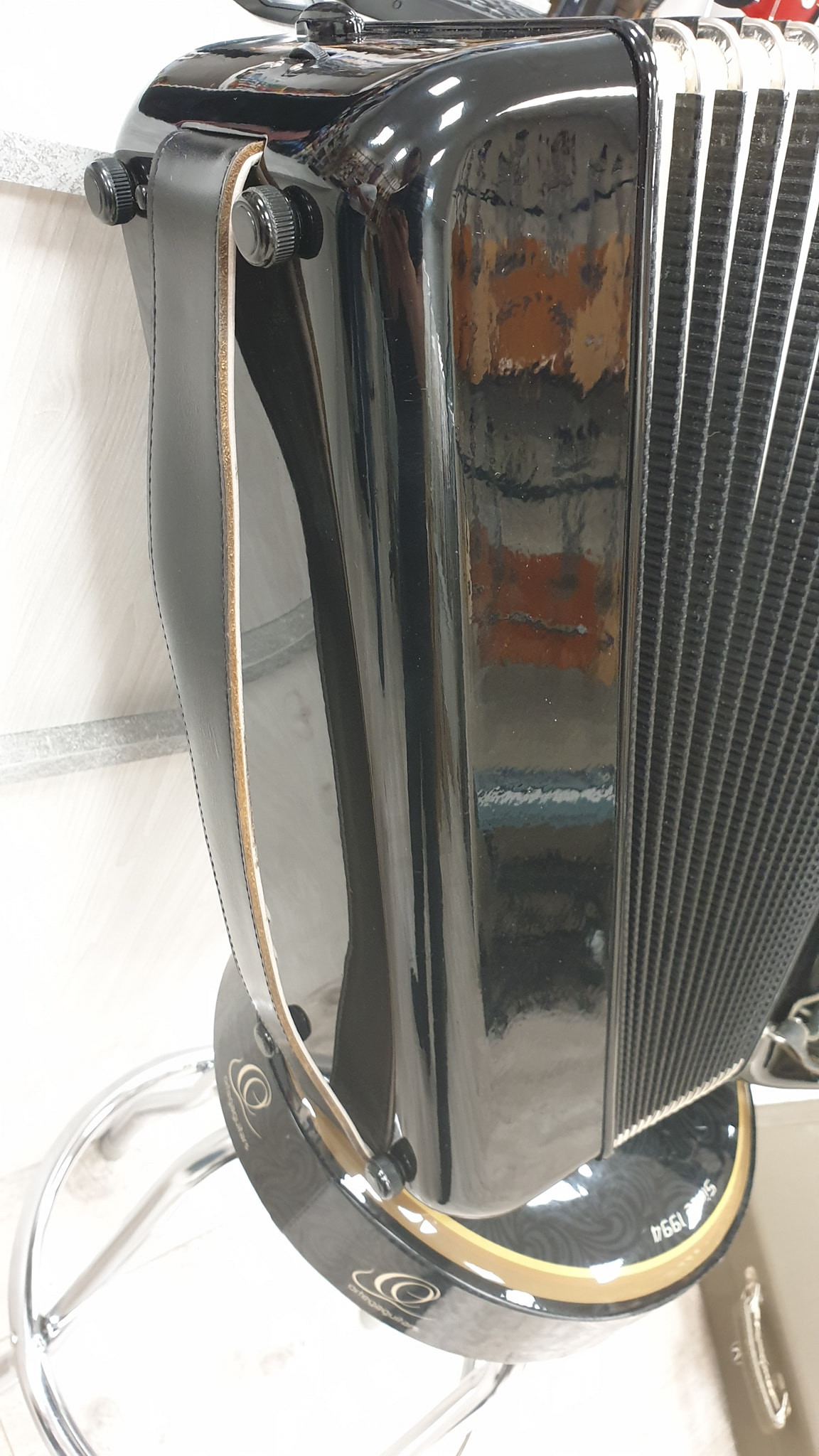 HOHNER ATLANTIC IV de Luxe - UŻYWANY - KOMIS4 HOHNER ATLANTIC IV de Luxe - UŻYWANY - KOMIS4