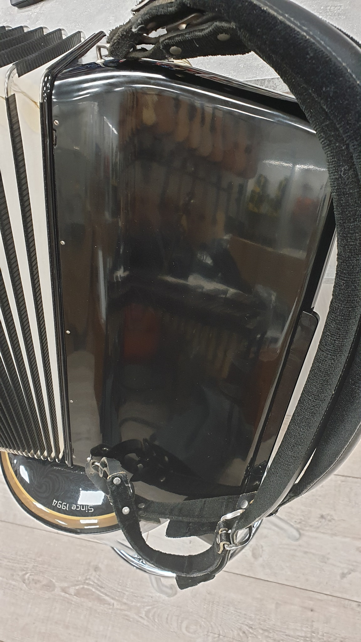 HOHNER ATLANTIC IV de Luxe - UŻYWANY - KOMIS3 HOHNER ATLANTIC IV de Luxe - UŻYWANY - KOMIS3