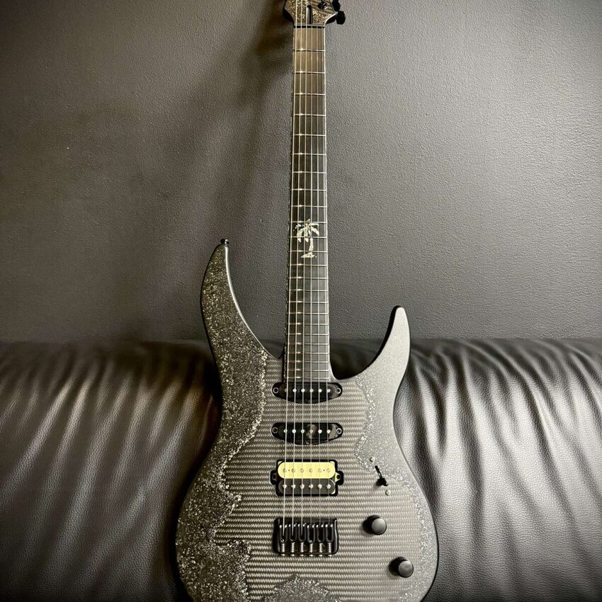 Professor Schrödinger 6 Carbon Island Satin1 Professor Schrödinger 6 Carbon Island Satin1