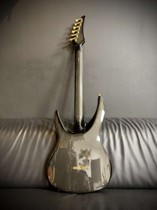 Professor Schrödinger 6 Walnut Woodtop High Gloss2 Professor Schrödinger 6 Walnut Woodtop High Gloss2