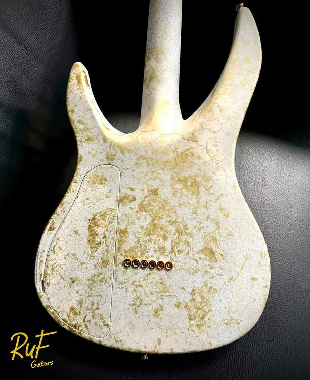 RUF Guitars Professor Schrödinger 6 Kintsugi Satin Real 24k Gold Edition2 RUF Guitars Professor Schrödinger 6 Kintsugi Satin Real 24k Gold Edition2