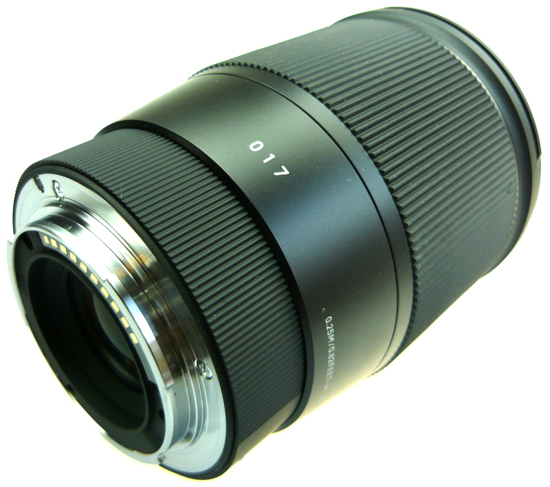 Sigma 16/1,4 DC DN4 Sigma 16/1,4 DC DN4