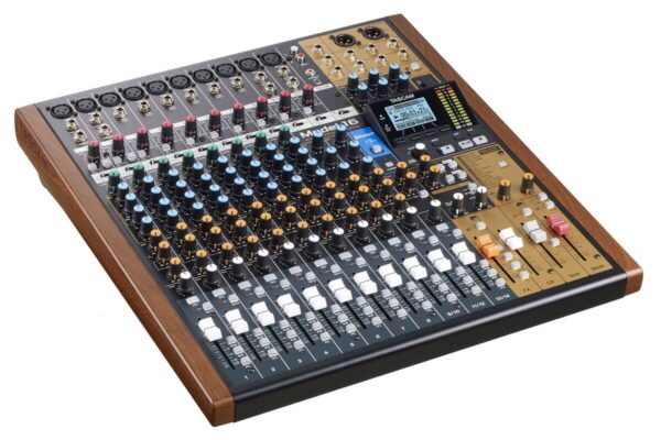 Tascam Model 16 - mikser analogowy