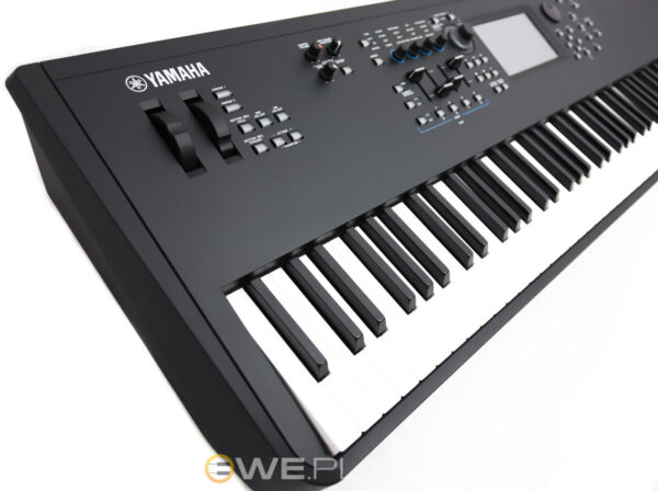YAMAHA MODX8+ PLUS