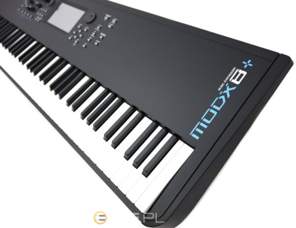 YAMAHA MODX8+ PLUS0
