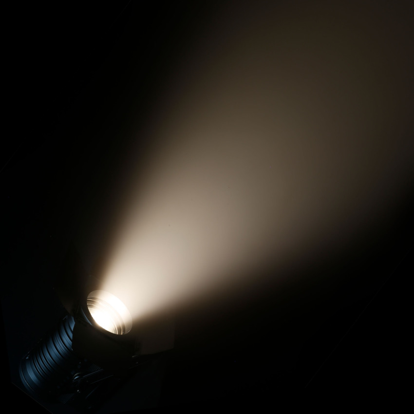 Cameo TS 100 WW - Theatre Spotlight with Fresnel Lens and 100 Watt Warm White LED in Black Housing3 Cameo TS 100 WW - Theatre Spotlight with Fresnel Lens and 100 Watt Warm White LED in Black Housing3