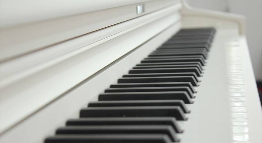 Dynatone SLP-210 WH - pianino cyfrowe1 Dynatone SLP-210 WH - pianino cyfrowe1