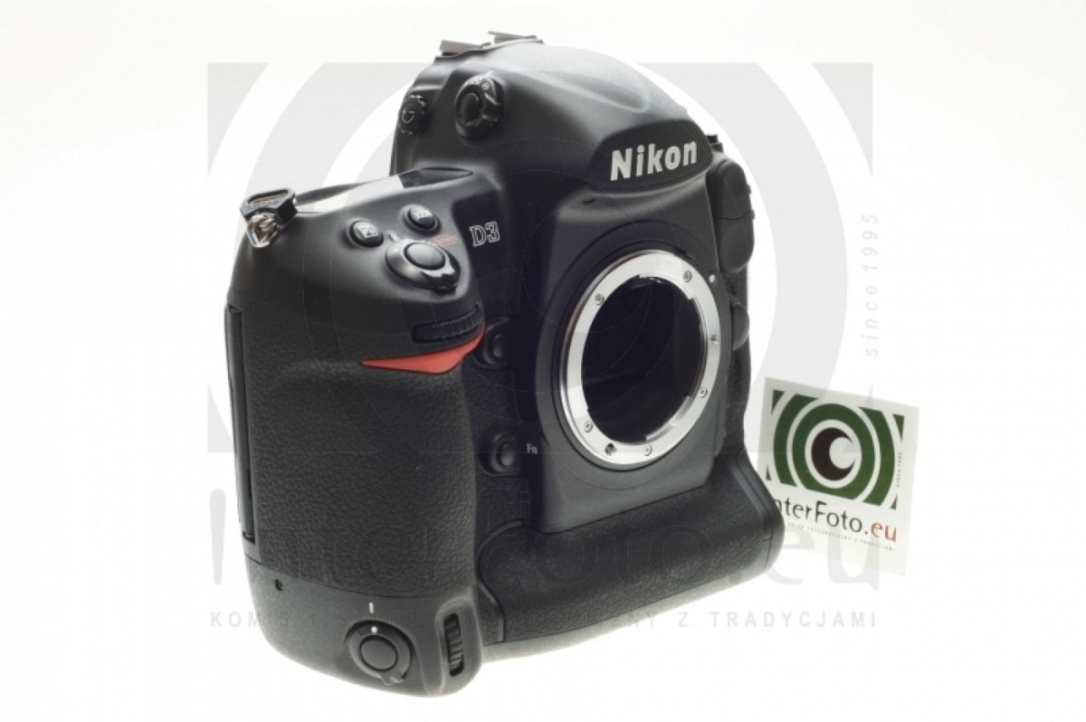 Nikon D32 Nikon D32