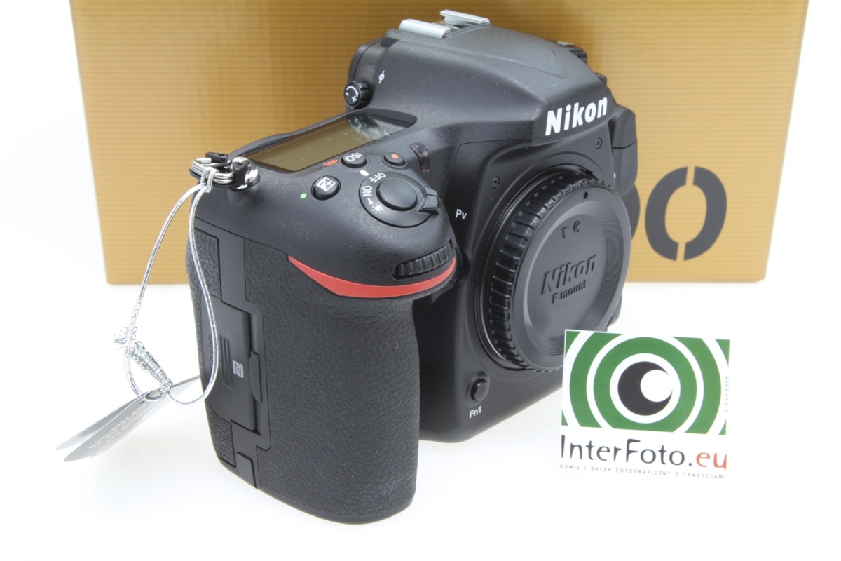 Nikon D5002 Nikon D5002