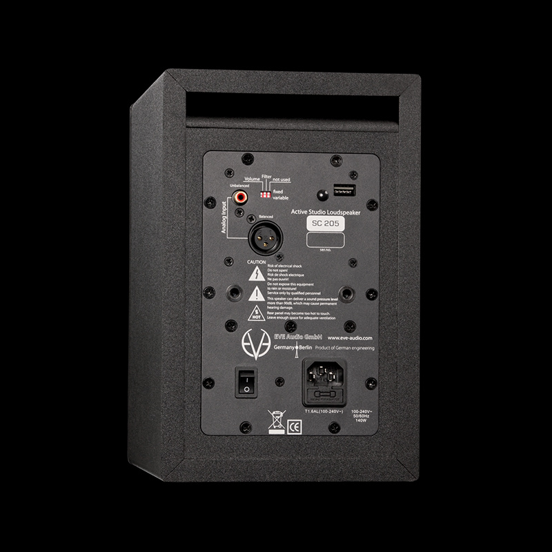 Eve Audio SC205 All black edition aktywny monitor studyjny0 Eve Audio SC205 All black edition aktywny monitor studyjny0