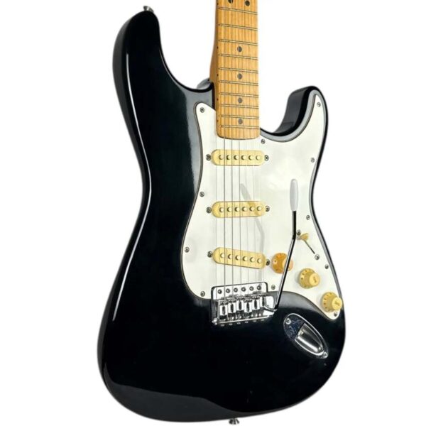 Fender Japan ST-STD Stratocaster 1987-1988 - Black0