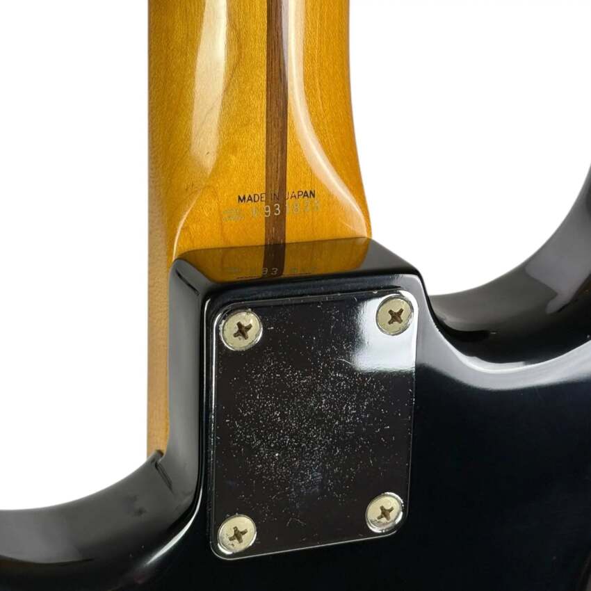 Fender Japan ST54-85LS 54” Reissue Stratocaster 1984-1987 - Black4 Fender Japan ST54-85LS 54” Reissue Stratocaster 1984-1987 - Black4