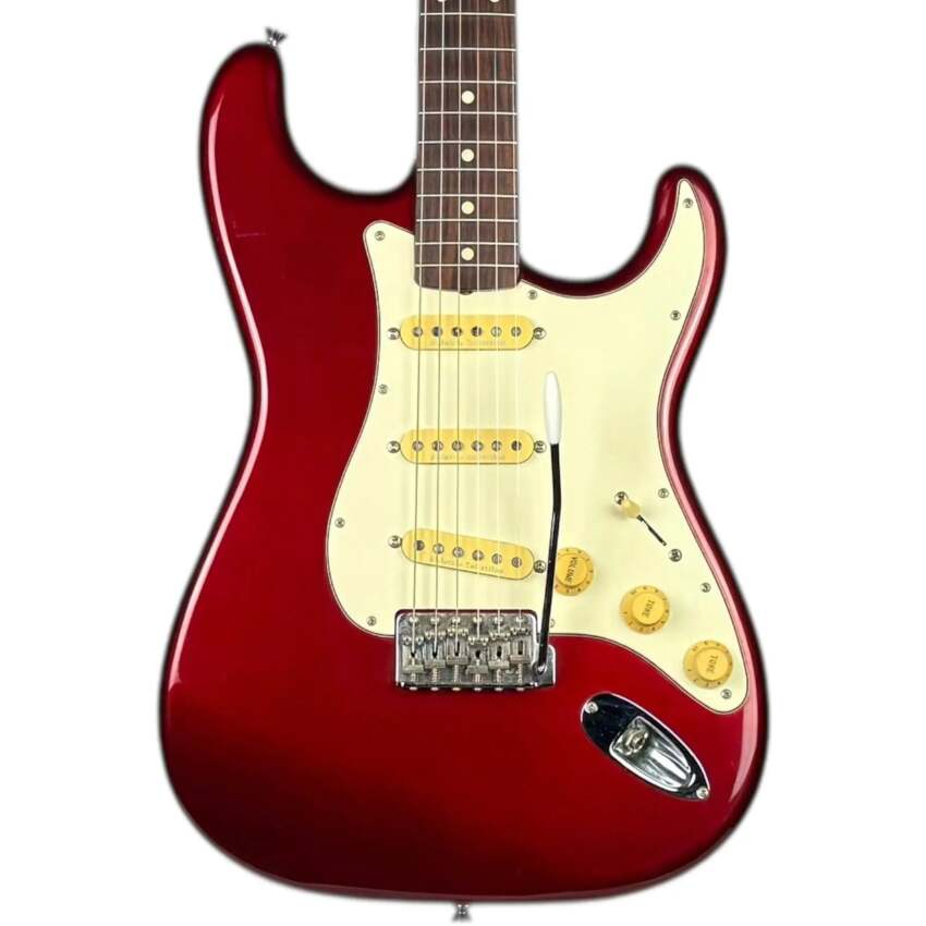 Fender Japan ST62 62“ Reissue Stratocaster 2006-2008 - Wine Red Fender Japan ST62 62“ Reissue Stratocaster 2006-2008 - Wine Red