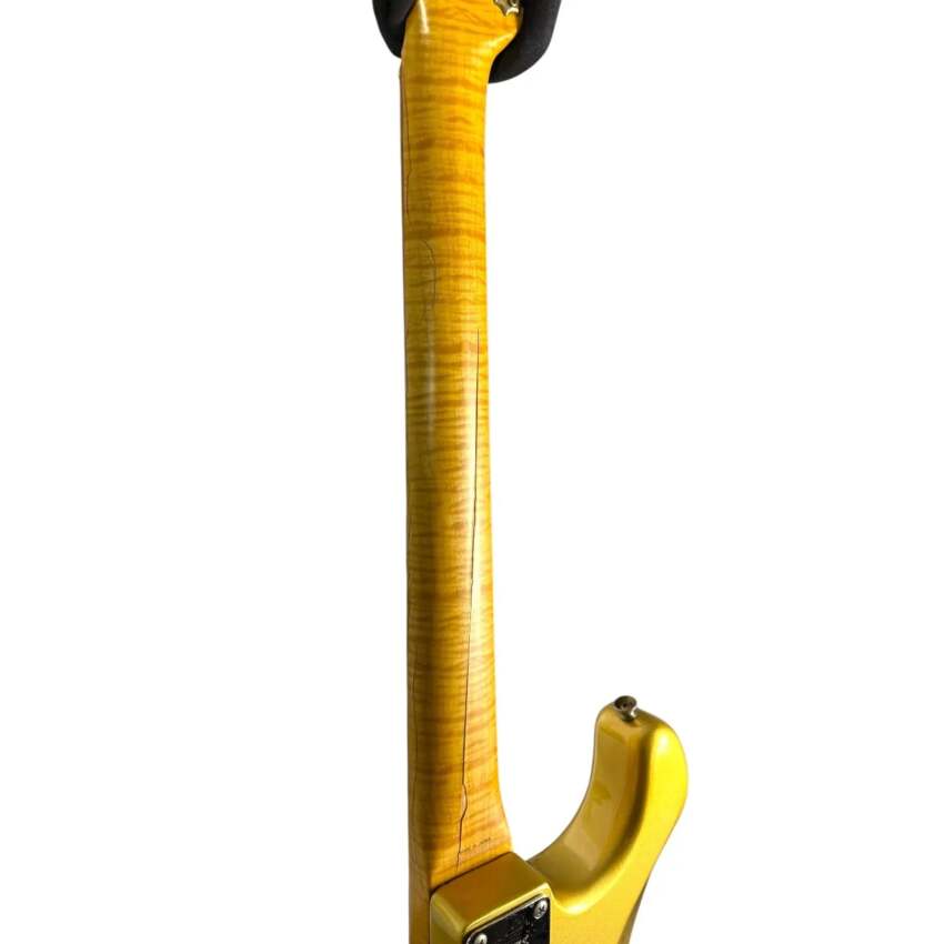 Fender Japan ST62-65AS 40th Anniversary 62‘ Reissue Stratocaster 1994 - Shoreline Gold - Matching Headstock10 Fender Japan ST62-65AS 40th Anniversary 62‘ Reissue Stratocaster 1994 - Shoreline Gold - Matching Headstock10