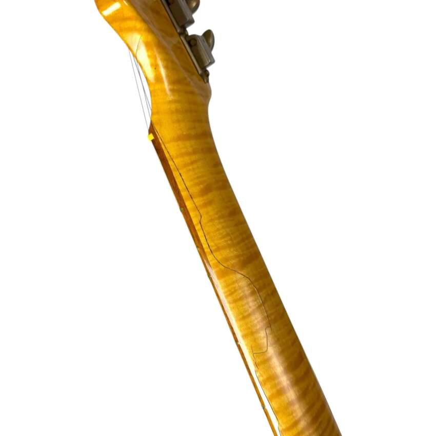 Fender Japan ST62-65AS 40th Anniversary 62‘ Reissue Stratocaster 1994 - Shoreline Gold - Matching Headstock11 Fender Japan ST62-65AS 40th Anniversary 62‘ Reissue Stratocaster 1994 - Shoreline Gold - Matching Headstock11