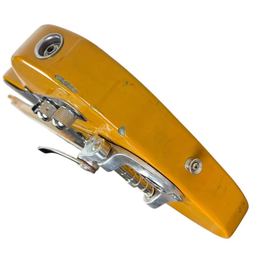 Fender Japan TL52 52’ Reissue Telecaster 1997-2000 - Bigsby - Butterscotch Blonde5 Fender Japan TL52 52’ Reissue Telecaster 1997-2000 - Bigsby - Butterscotch Blonde5