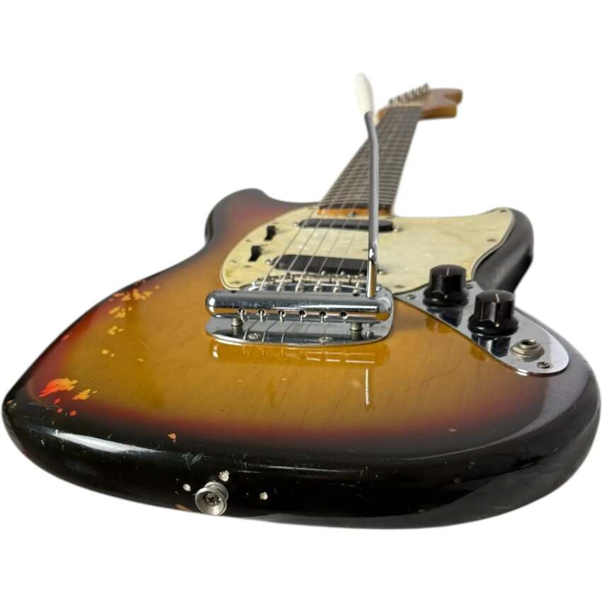 Fender Mustang 1973 - Sunburst7 Fender Mustang 1973 - Sunburst7