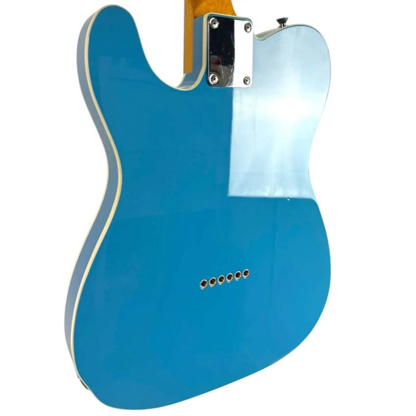 Fender Traditional 60s Telecaster Custom 2018 - California Blue5 Fender Traditional 60s Telecaster Custom 2018 - California Blue5