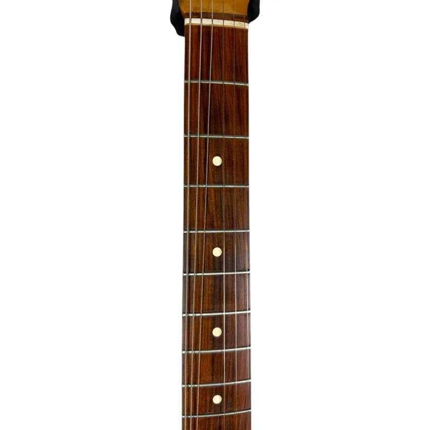 Fender Vintera 60s Stratocaster 2018 - Ice Blue Metallic4 Fender Vintera 60s Stratocaster 2018 - Ice Blue Metallic4