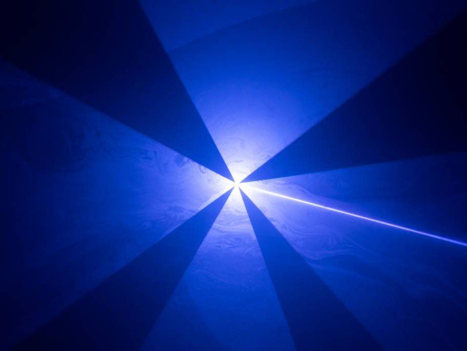 LASERWORLD CS-1000RGB MK4 - Laser3 LASERWORLD CS-1000RGB MK4 - Laser3