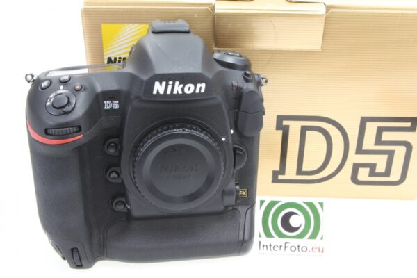 Nikon D5