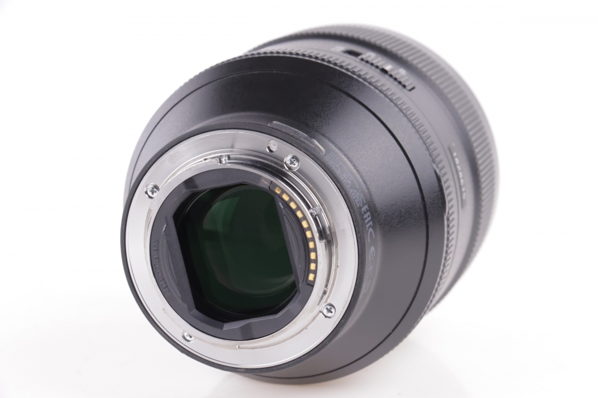 Sony FE 85mm F1.4 GM (SEL8514GM)8 Sony FE 85mm F1.4 GM (SEL8514GM)8