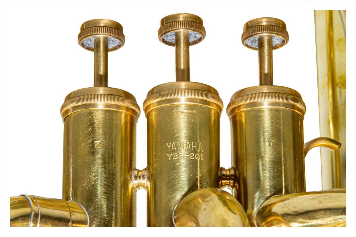 YAMAHA tuba B model YBB-201, używana, nielakierowana, made in Japan, bez futerału, stan dobry, nr seryjny 010024.0 YAMAHA tuba B model YBB-201, używana, nielakierowana, made in Japan, bez futerału, stan dobry, nr seryjny 010024.0