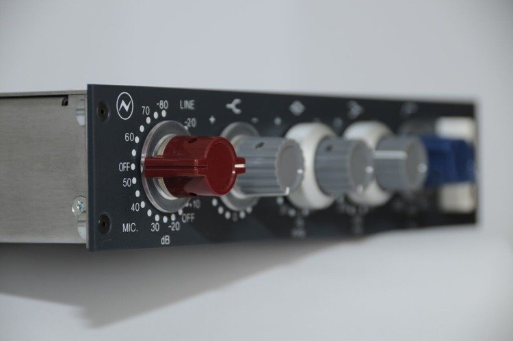 1073N Standalone Mono Mic Preamp & EQ Module1 1073N Standalone Mono Mic Preamp & EQ Module1