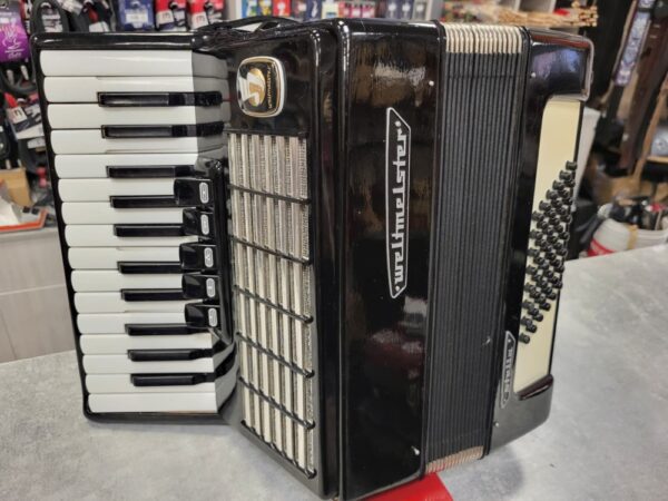Akordeon WELTMEISTER Stella 40