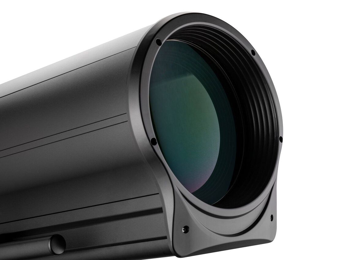 EUROLITE LED SL-1000 MFZ DMX - Reflektor Follow Spot ze skrzynią transportową3 EUROLITE LED SL-1000 MFZ DMX - Reflektor Follow Spot ze skrzynią transportową3