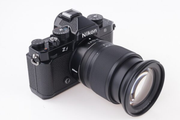 Nikon Z f + Nikkor 24-70/4 Z0