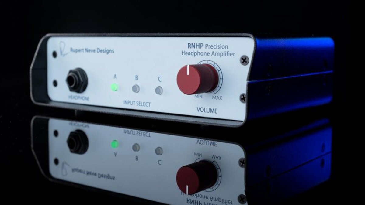 RNHP - Precision Headphone Amplifier7 RNHP - Precision Headphone Amplifier7