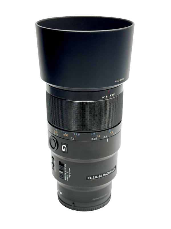 Sony FE 90mm f/2.8 Macro G OSS