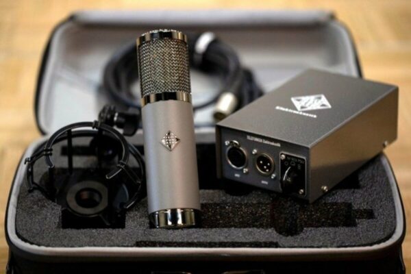 TELEFUNKEN TF51