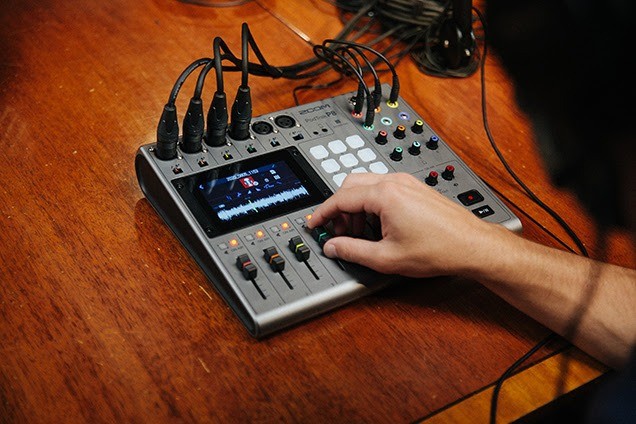 ZOOM PodTrak P8 - rejestrator do podcastów6 ZOOM PodTrak P8 - rejestrator do podcastów6