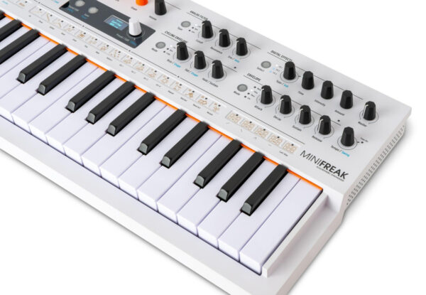 Arturia MiniFreak Vocoder Edition0
