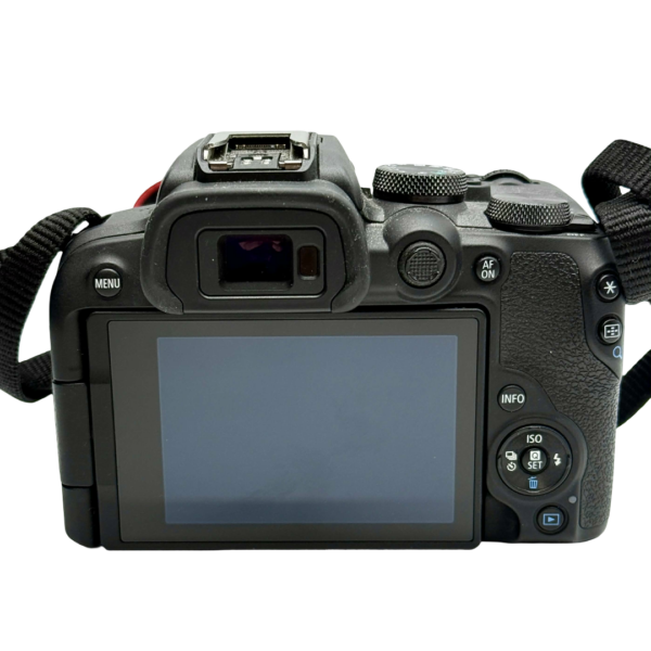 Canon EOS R10 + RF-S 18-45mm f4.5-6.3 IS STM0