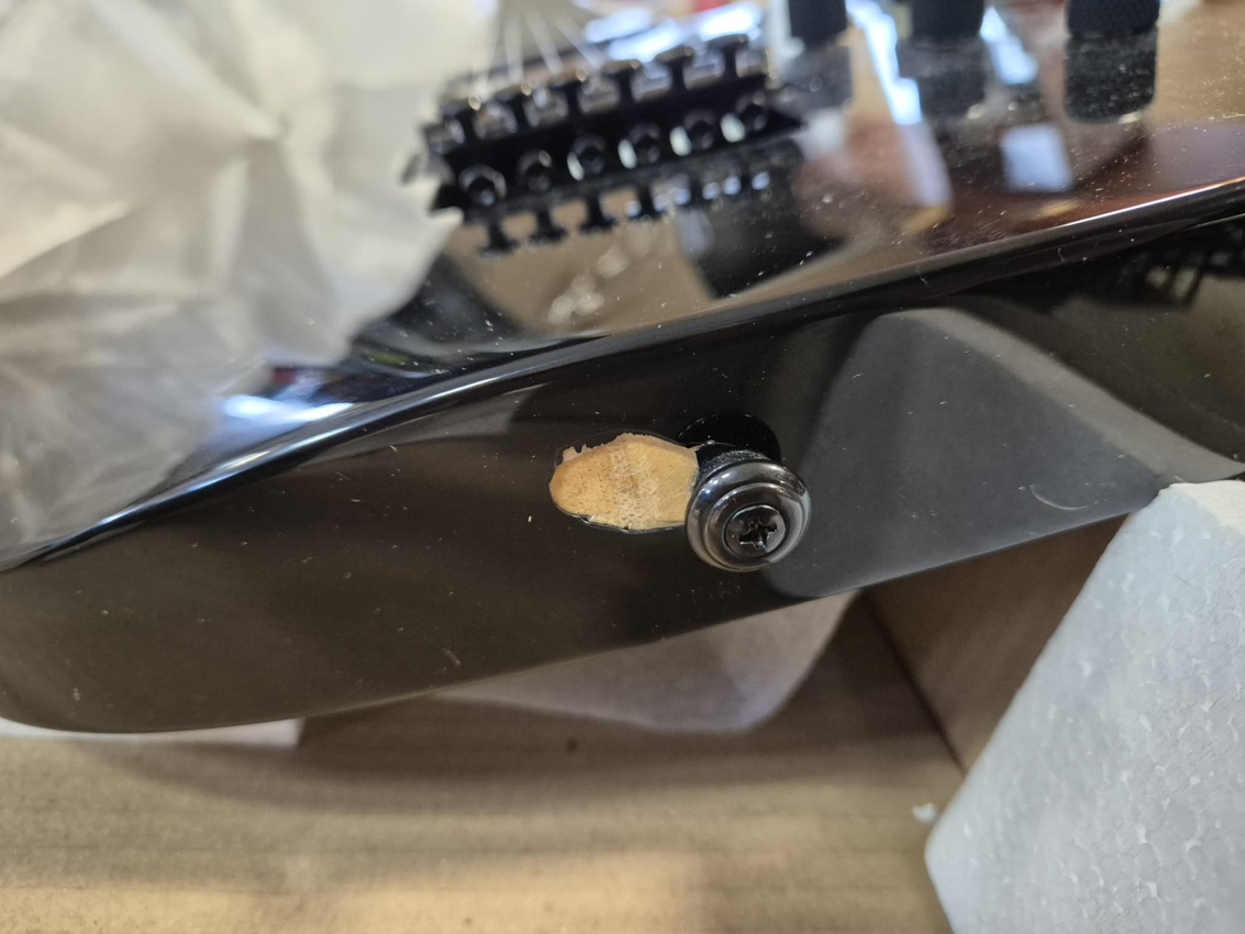 ESP LTD KH-202 Kirk Hammett Balck - Gitara Elektryczna B-stock0 ESP LTD KH-202 Kirk Hammett Balck - Gitara Elektryczna B-stock0