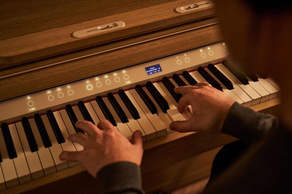 ROLAND LX-5 LA / jasny dąb4 ROLAND LX-5 LA / jasny dąb4