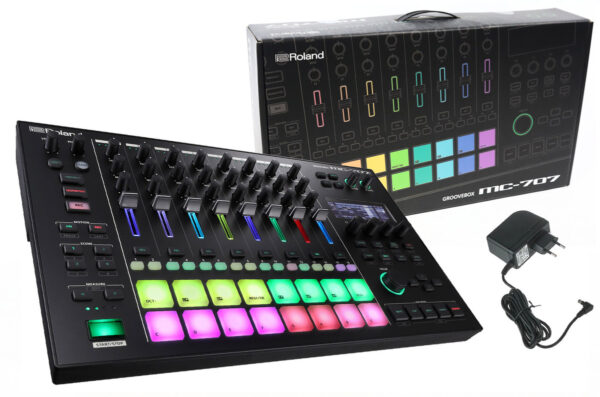 ROLAND MC-707