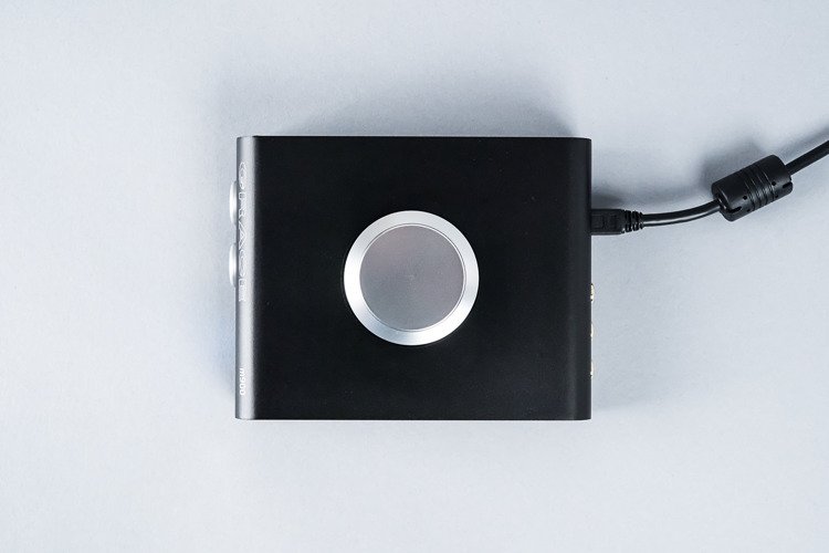 m900 - Headphone Amp / DAC1 m900 - Headphone Amp / DAC1