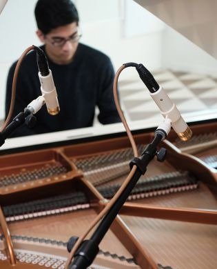 013 Series - Small Diaphragm Condenser FET Microphone Black5 013 Series - Small Diaphragm Condenser FET Microphone Black5